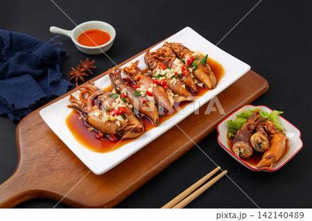 chinese Chilled Tube Squid with Spicy Sauce Dressing 142140489
