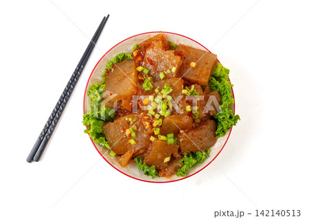chinese Stir Fried Jelly Tofu with Garlic and Vegetables 142140513