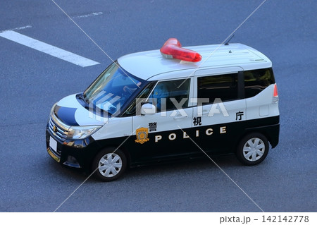 パトロールカー 142142778
