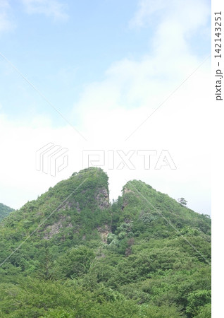 佐渡金山の道遊の割戸(縦位置) 佐渡金山の道遊の割戸(縦位置) 142143251