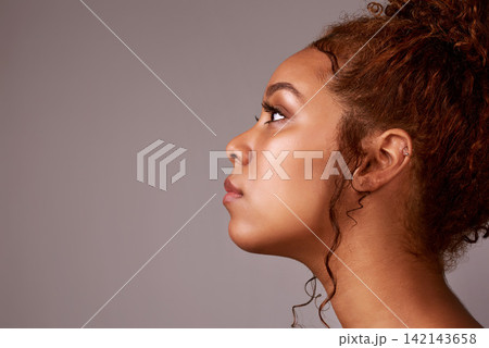 Skincare, mockup and girl thinking in studio with cosmetics, questions or tips on grey background. Beauty, face and model with space for dermatology ideas, questions or diy, self care and promotion Skincare, mockup and girl thinking in studio with cosmetics, questions or tips on grey background. Beauty, face and model with space for dermatology ideas, questions or diy, self care and promotion 142143658