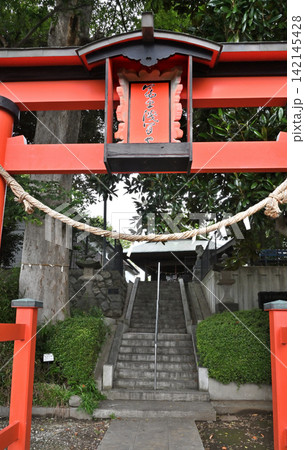 岩槻散歩：富士浅間神社　朱鳥居　扁額　岩槻区府内 142145428