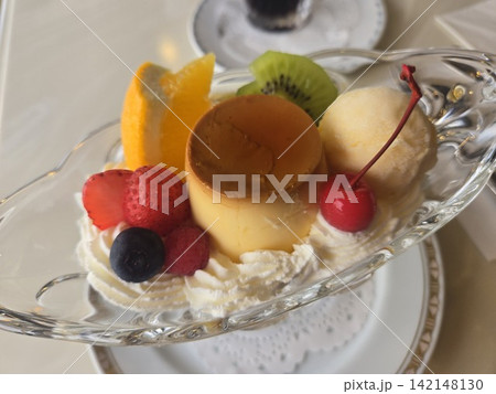プリンアラモード 142148130