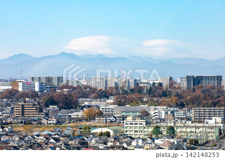 【東京都 日野市】郊外の住宅地の風景 142148253