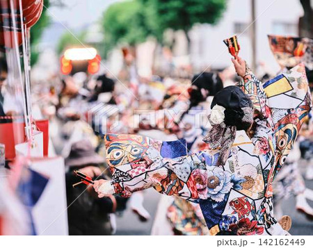 帯屋町で踊るよさこい祭り 帯屋町で踊るよさこい祭り 142162449
