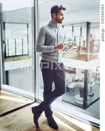 Thinking, office and businessman with smartphone for contact, communication and working for corporate career. Vision, professional and broker with technology for internet in workspace or agency Thinking, office and businessman with smartphone for contact, communication and working for corporate career. Vision, professional and broker with technology for internet in workspace or agency 142164163