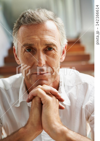 Man, retirement and house with serious face for thinking, thoughts or ideas on staircase. Male pensioner, portrait and home with expression and wrinkles for retreat, senior person and confidence Man, retirement and house with serious face for thinking, thoughts or ideas on staircase. Male pensioner, portrait and home with expression and wrinkles for retreat, senior person and confidence 142166614