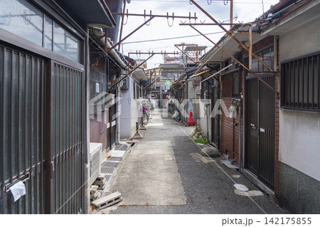 大阪市西成区梅南〜松〜橘の街並み 大阪市西成区梅南〜松〜橘の街並み 142175855