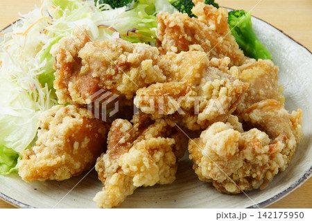 鶏唐揚げ 鶏唐揚げ 142175950