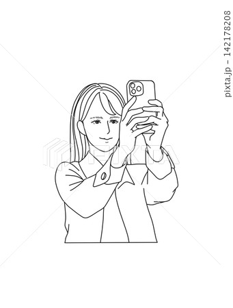 スマホで自撮りする女性のイラスト スマホで自撮りする女性のイラスト 142178208