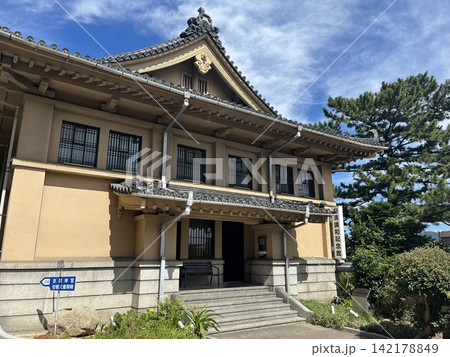 日清講和記念館の外観|山口県下関市・春帆楼敷地内 日清講和記念館の外観|山口県下関市・春帆楼敷地内 142178849