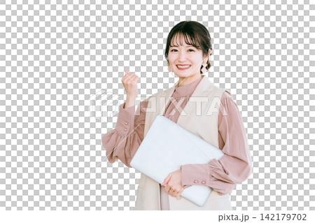 帶筆記型電腦的時尚女性/設計師/女商人 帶筆記型電腦的時尚女性/設計師/女商人 142179702