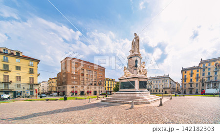 Monument to Count Cavour in Carlo Emanuele II square Turin Italy Monument to Count Cavour in Carlo Emanuele II square Turin Italy 142182303