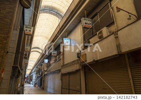 西天下茶屋商店街(にしてん商店街) 西天下茶屋商店街(にしてん商店街) 142182743