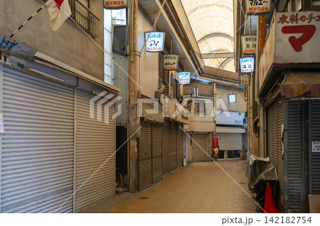 西天下茶屋商店街（にしてん商店街） 142182754