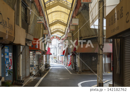 西天下茶屋商店街（にしてん商店街） 142182762
