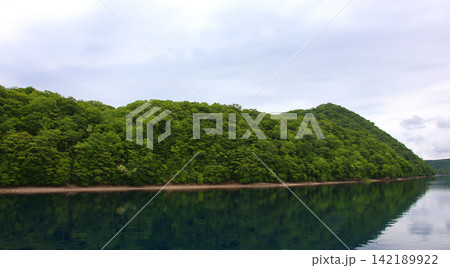 支笏湖 ヒメマス 山線鉄橋 支笏湖観光船 カルデラ湖 北海道観光 支笏洞爺国立公園 水中遊覧船 支笏湖 ヒメマス 山線鉄橋 支笏湖観光船 カルデラ湖 北海道観光 支笏洞爺国立公園 水中遊覧船 142189922