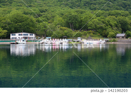 支笏湖 ヒメマス 山線鉄橋 支笏湖観光船 カルデラ湖 北海道観光 支笏洞爺国立公園 水中遊覧船 支笏湖 ヒメマス 山線鉄橋 支笏湖観光船 カルデラ湖 北海道観光 支笏洞爺国立公園 水中遊覧船 142190203