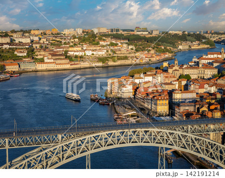 Drone View of Ribeira and tourist boat on Douro River Drone View of Ribeira and tourist boat on Douro River 142191214
