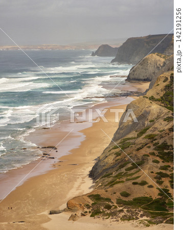 Castelejo Viewpoint over Praia do Castelejo beach and ocean cliffs 142191256
