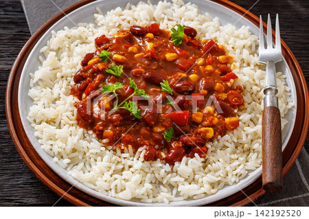 Picadillo Vegetariano con Frijoles on a plate Picadillo Vegetariano con Frijoles on a plate 142192520