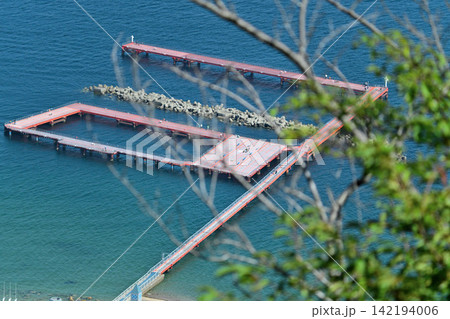神戸「針の穴」オブジェ（ビューポイントサイン神戸らしい眺望景観地  40須磨浦山上遊園回転展望閣 142194006