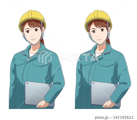 タブレットを持ち黄色のヘルメットをかぶった緑色の作業着を着た茶髪の女性 タブレットを持ち黄色のヘルメットをかぶった緑色の作業着を着た茶髪の女性 142195622