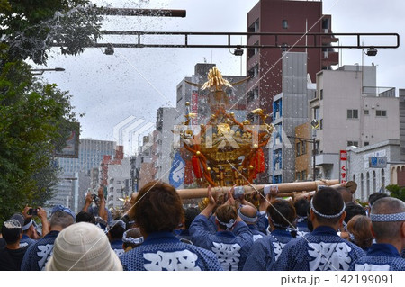 深川八幡祭の風景 東京 深川八幡祭の風景 東京 142199091