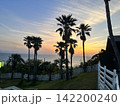 リゾートの夕焼け 142200240