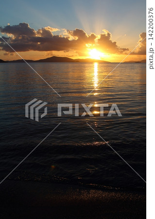 Seaside town of Turgutreis and spectacular sunsets 142200376