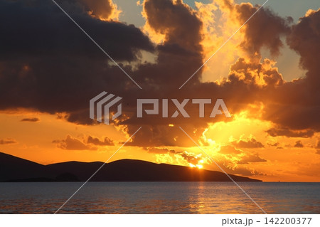 Seaside town of Turgutreis and spectacular sunsets 142200377