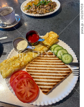 Breakfast Toast And Omelette Plate Breakfast Toast And Omelette Plate 142207459