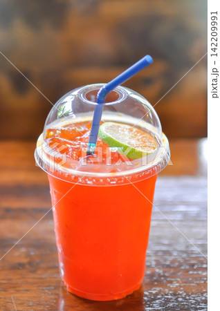 lemon tea or mango tea or peach tea lemon tea or mango tea or peach tea 142209991