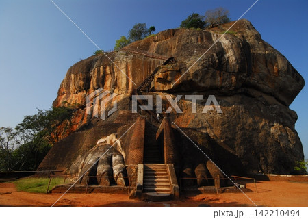 Sigiriya Rock Fortress with Lion Paw Staircase in Sri Lanka Sigiriya Rock Fortress with Lion Paw Staircase in Sri Lanka 142210494