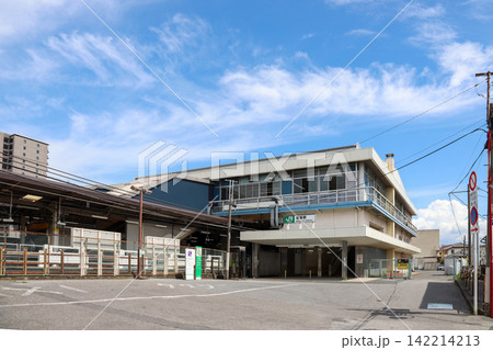 青空と幕張駅南口全景 青空と幕張駅南口全景 142214213