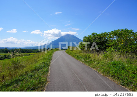 望洋の丘から見る後方羊蹄山 望洋の丘から見る後方羊蹄山 142217682