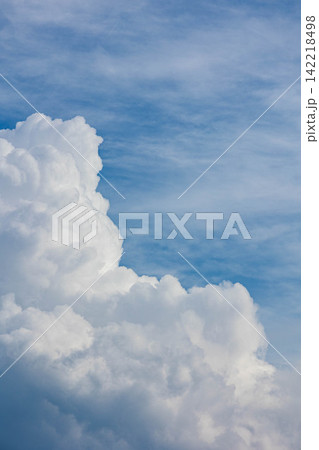夏空と雲 夏空と雲 142218498