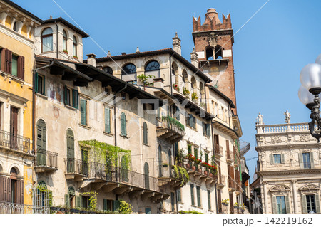 Verona Italy old city street in center, Italian houses architecture 142219162