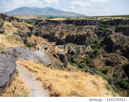 Kasagh river gorge in Ohanavan on sunny summer day Kasagh river gorge in Ohanavan on sunny summer day 142219421