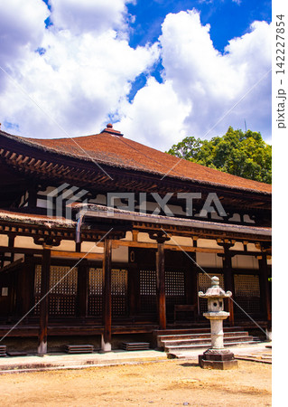 法界寺 女性の信仰を集める薬師如来のご利益：安産,授乳,子授 142227854