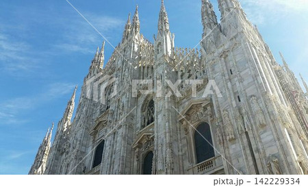 イタリアミラノ大聖堂 イタリアミラノ大聖堂 142229334