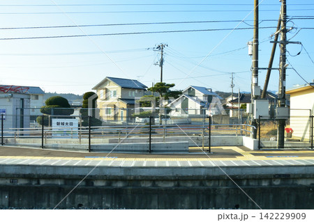 JR東日本　常磐線の風景(2023年冬朝) 142229909