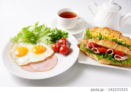 ハムエッグ朝食イメージ ハムエッグ朝食イメージ 142231523
