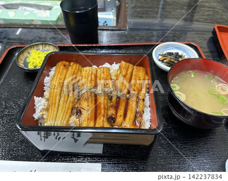 宮島で絶品あなご重 宮島で絶品あなご重 142237834