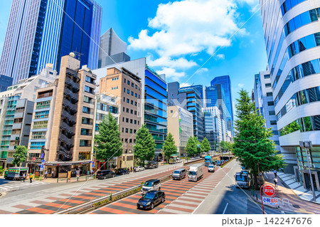 東京 中央区 昭和通り沿いの都市風景 京橋2丁目付近 東京 中央区 昭和通り沿いの都市風景 京橋2丁目付近 142247676
