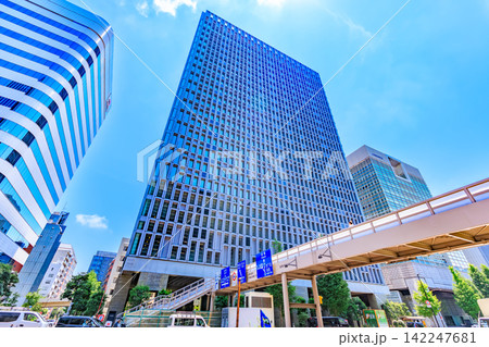 東京　中央区　昭和通り沿いの都市風景　京橋2丁目付近 142247681