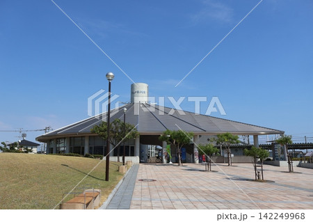 JR吉野ケ里公園駅の駅舎外観（佐賀県神埼郡吉野ヶ里町） 142249968