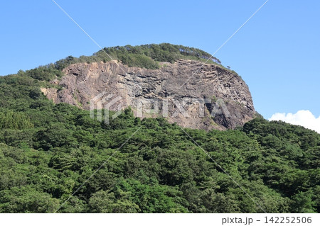 平内町 削られ奇形になった岩山・引ノ越山 平内町 削られ奇形になった岩山・引ノ越山 142252506