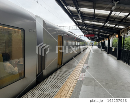 西武秩父駅から特急ラビューに乗って。 142257938