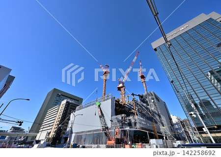 令和の三宮地区再開発事業 神戸三宮TWINGATE 建設中の様子 令和の三宮地区再開発事業 神戸三宮TWINGATE 建設中の様子 142258692